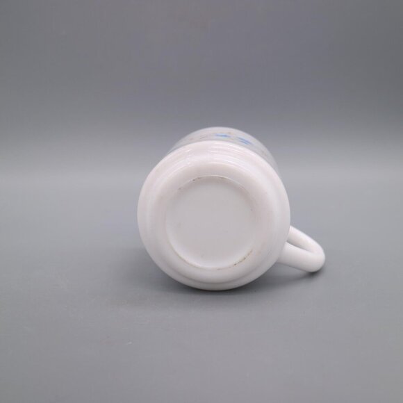 Vintage Arcopal France Romantique Coffee Mugs - Picture 8 of 9